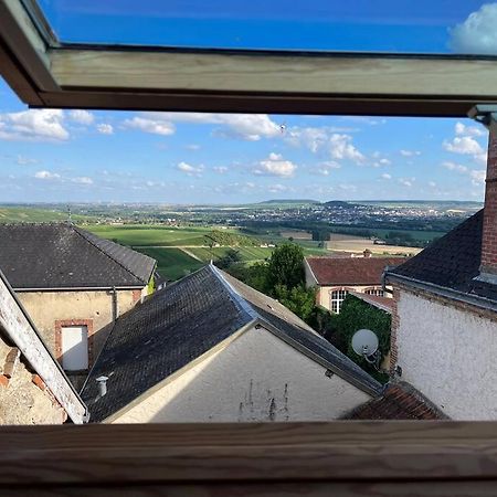 Un Petit Coin Sous Les Toits Villa Hautvillers Eksteriør bilde